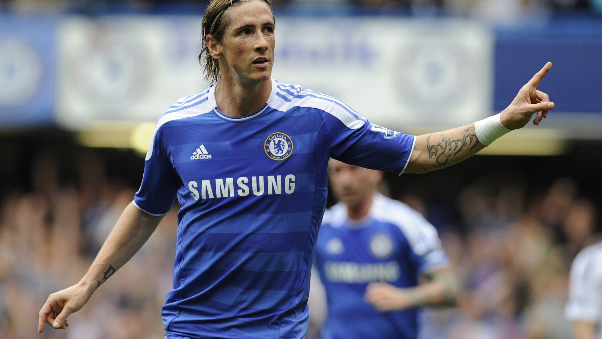 体育焦点人物成长故事，体育人物深度报道案例分析